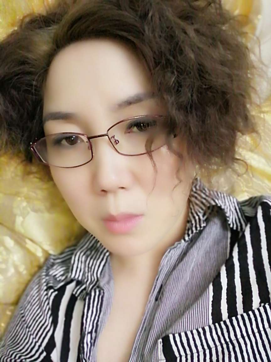 53岁离异女征婚照片(id:2551179)_重庆重庆征婚交友_我主良缘网