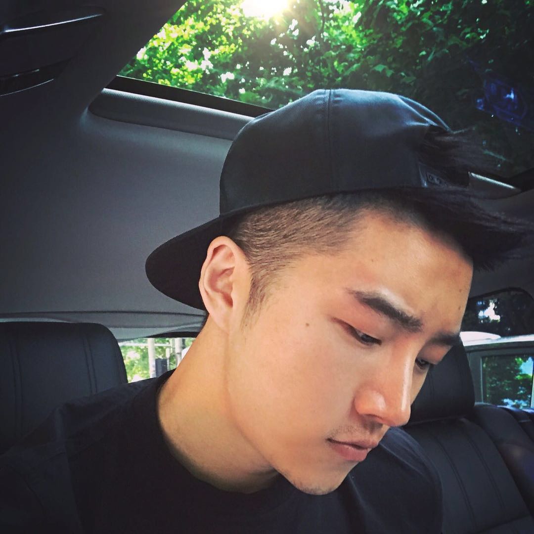 高级管理收入:2000-5000打招呼发信件内心独白解释下头像是为了恶作剧