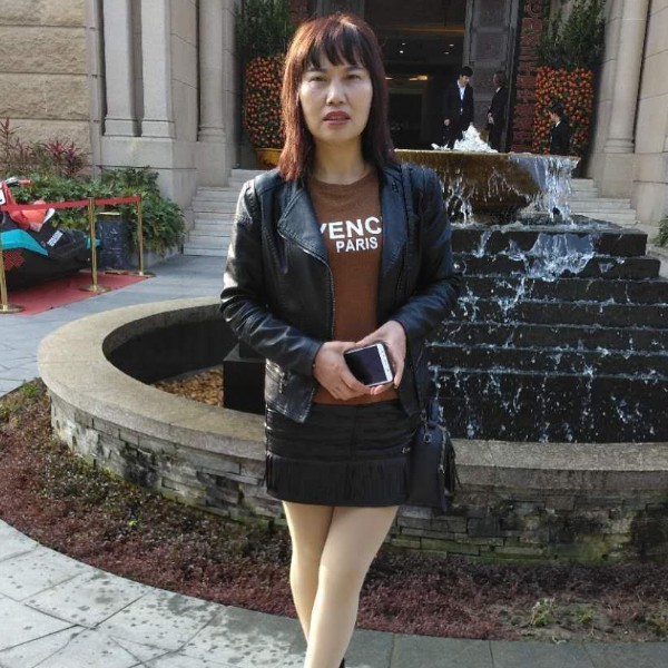 55岁离异女征婚照片(id:2360880)_广东广州征婚交友_我主良缘网