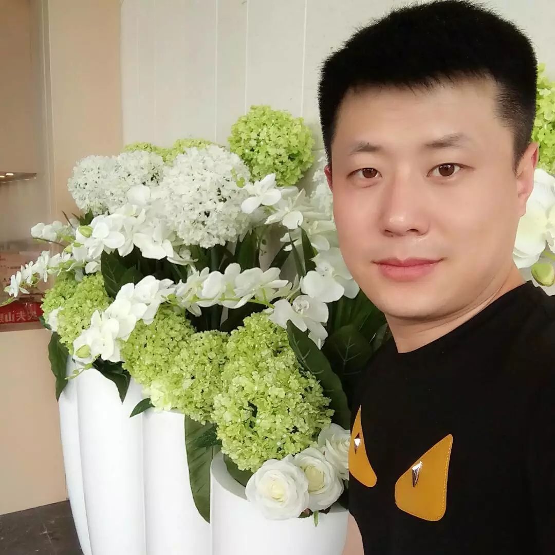 44岁离异男征婚照片(id:2083003)_湖北武汉征婚交友_我主良缘网