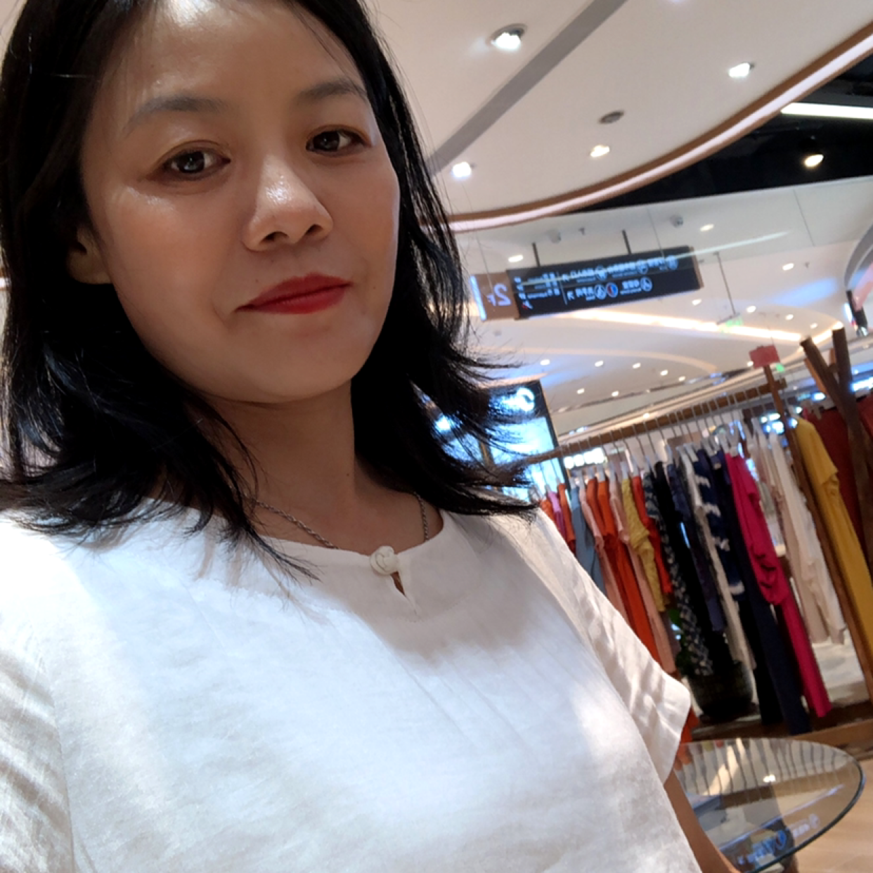 48岁离异女征婚照片(id:3779824)_广东深圳征婚交友_我主良缘网