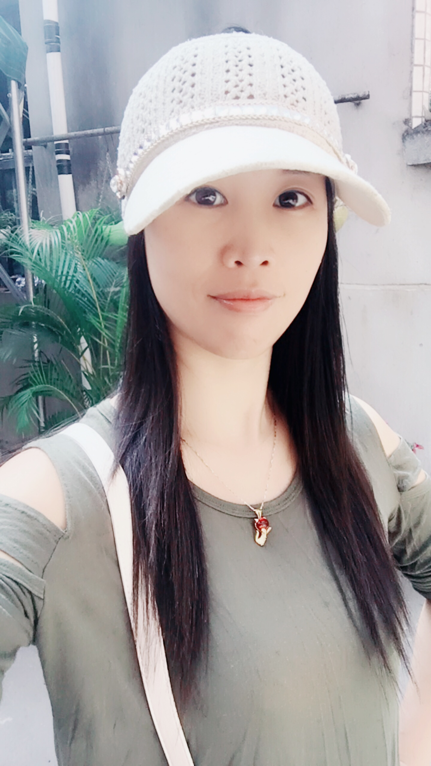 你职业:财会/审计收入:5000-10000打招呼发信件喜欢内心独白单身待