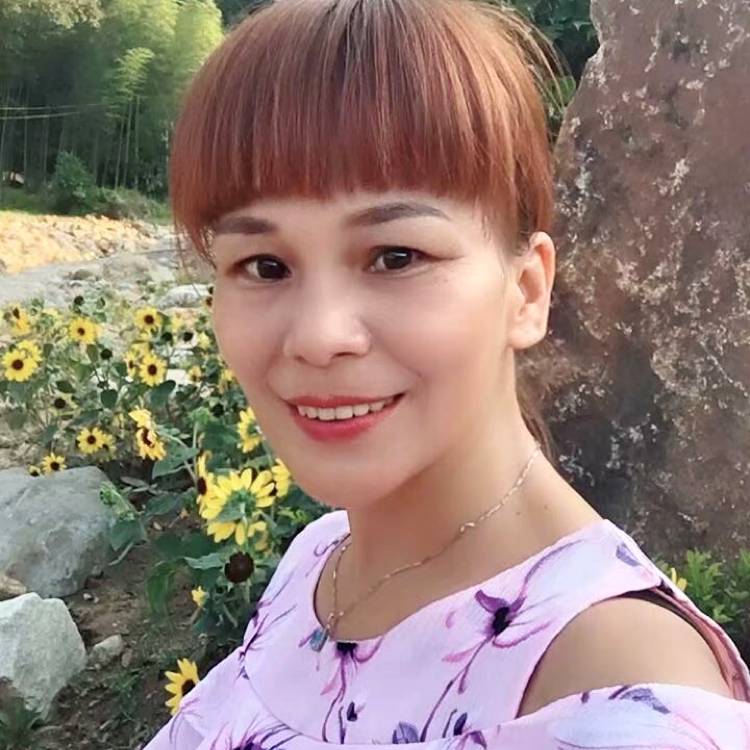 45岁离异女征婚照片(id:1269423)_广东广州征婚交友_我主良缘网