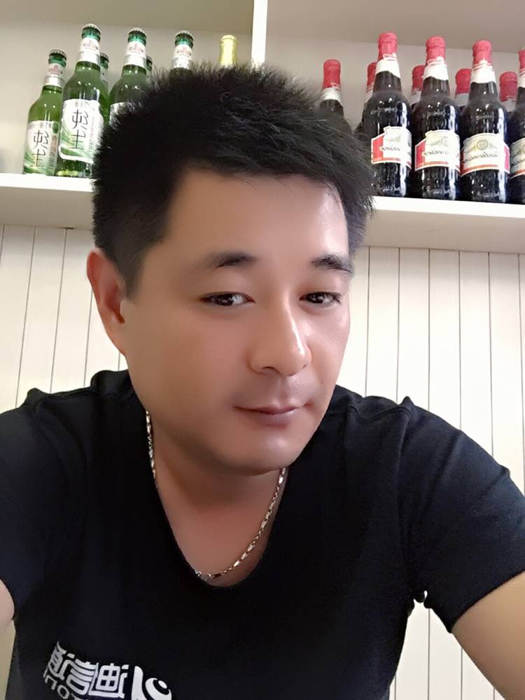 45歲離異男徵婚照片(id:1419077)_上海上海徵婚交友_我主良緣網