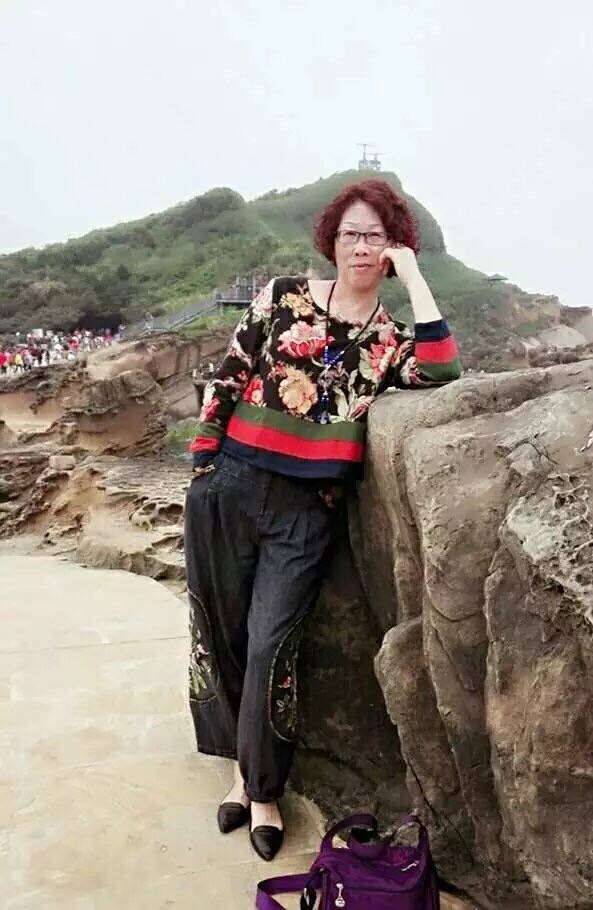 59岁离异女征婚照片(id:876469)_上海上海征婚交友_我主良缘网