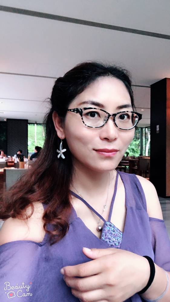 43岁离异女征婚照片(id:1033309)_江苏苏州征婚交友_我主良缘网