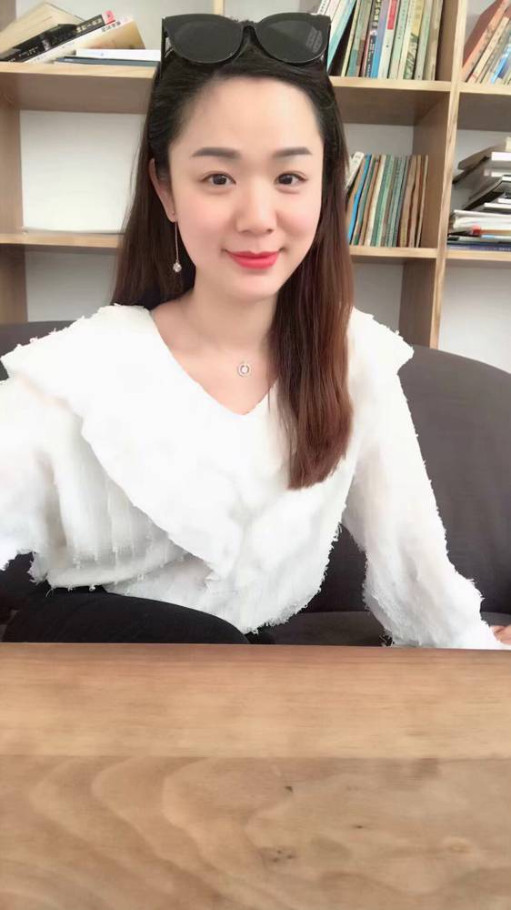 34岁离异女征婚照片(id:1544058)_湖北武汉征婚交友_我主良缘网