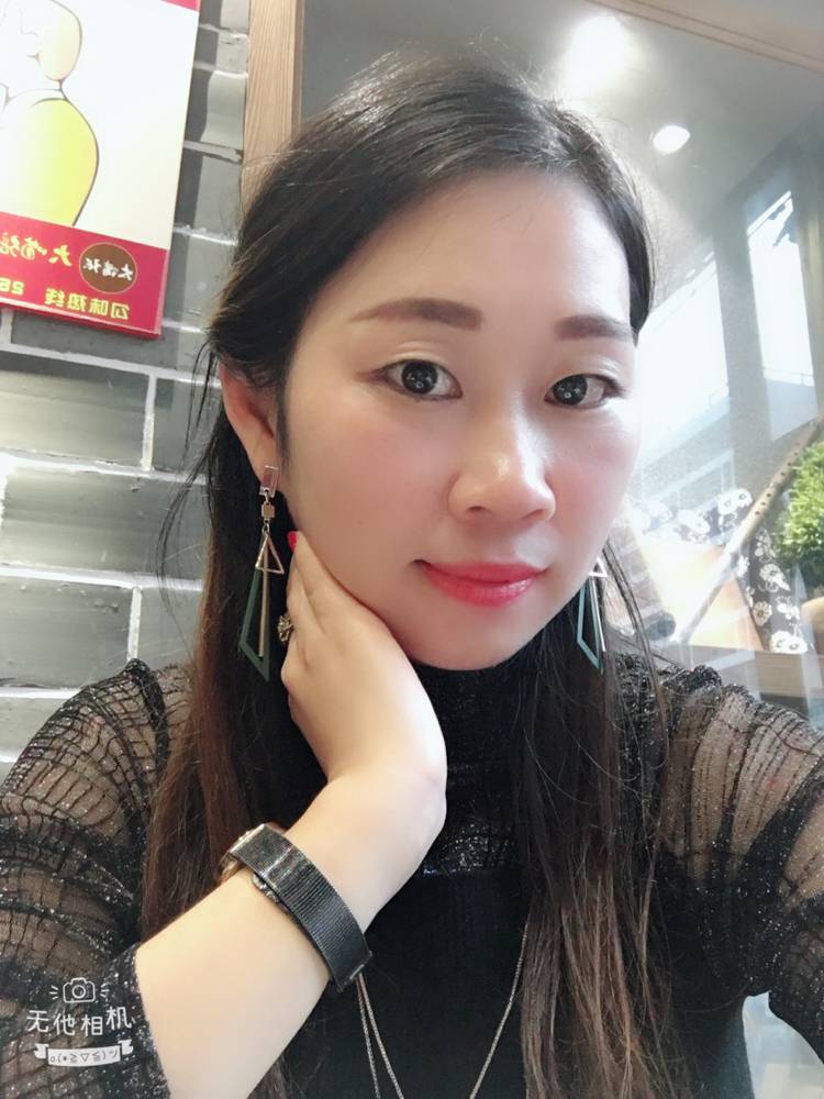 32歲離異女徵婚照片(id:1541565)_上海上海徵婚交友_我主良緣網