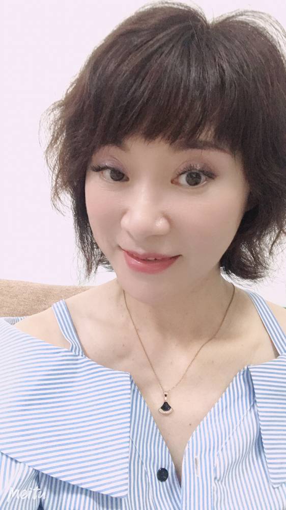 54岁离异女征婚照片(id:3614101)_广东深圳征婚交友_我主良缘网