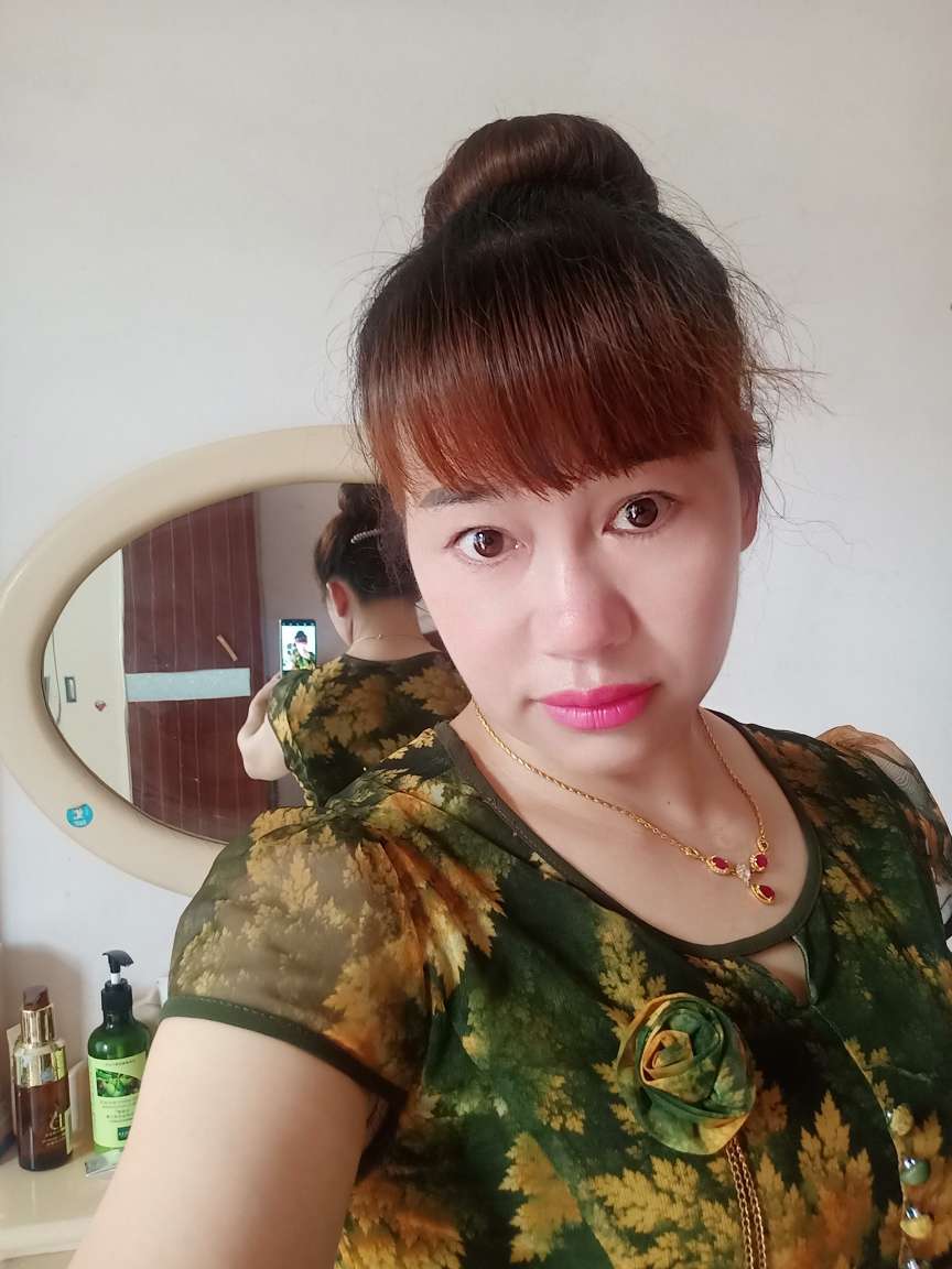 49歲離異女徵婚照片(id:2783604)_河南鄭州徵婚交友_我主良緣網