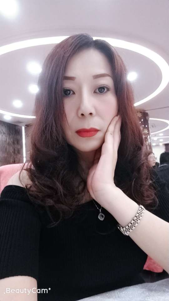 离异女征婚57岁图片