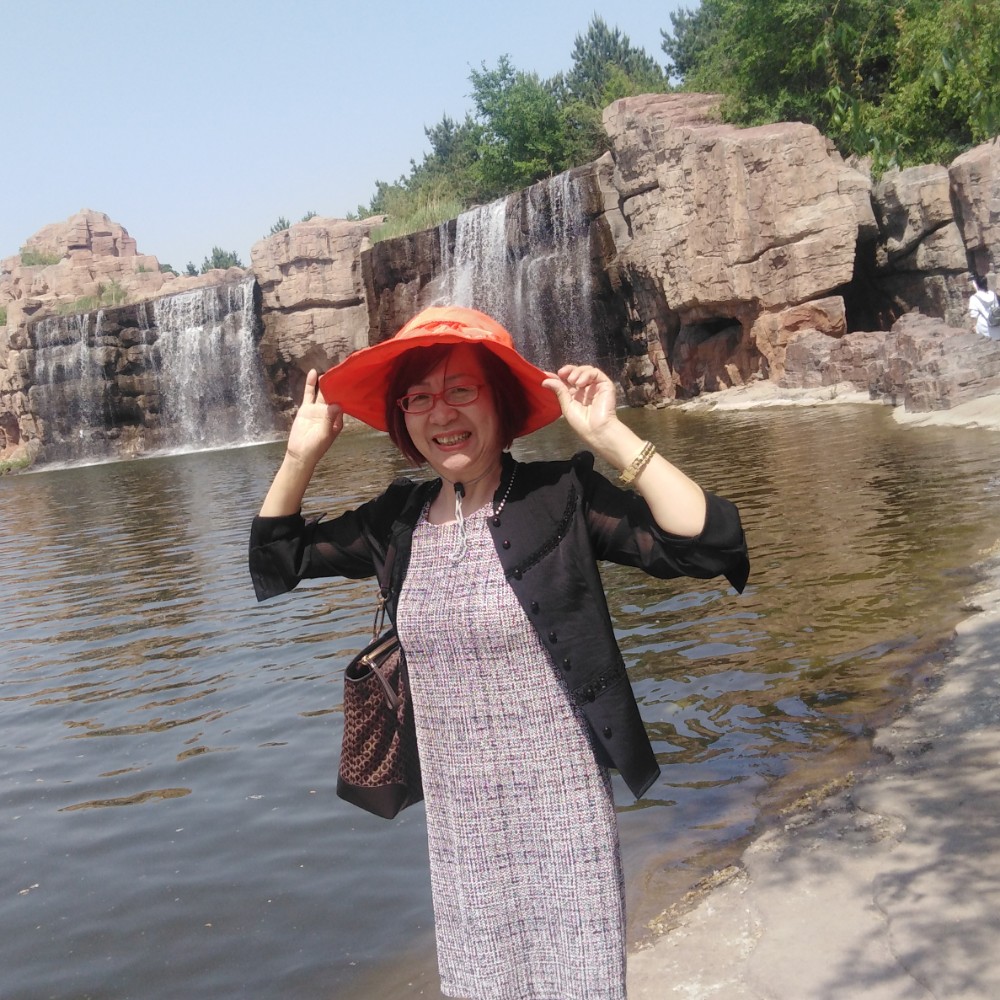 61岁丧偶女征婚照片(id:1075639)_山东青岛征婚交友_我主良缘网