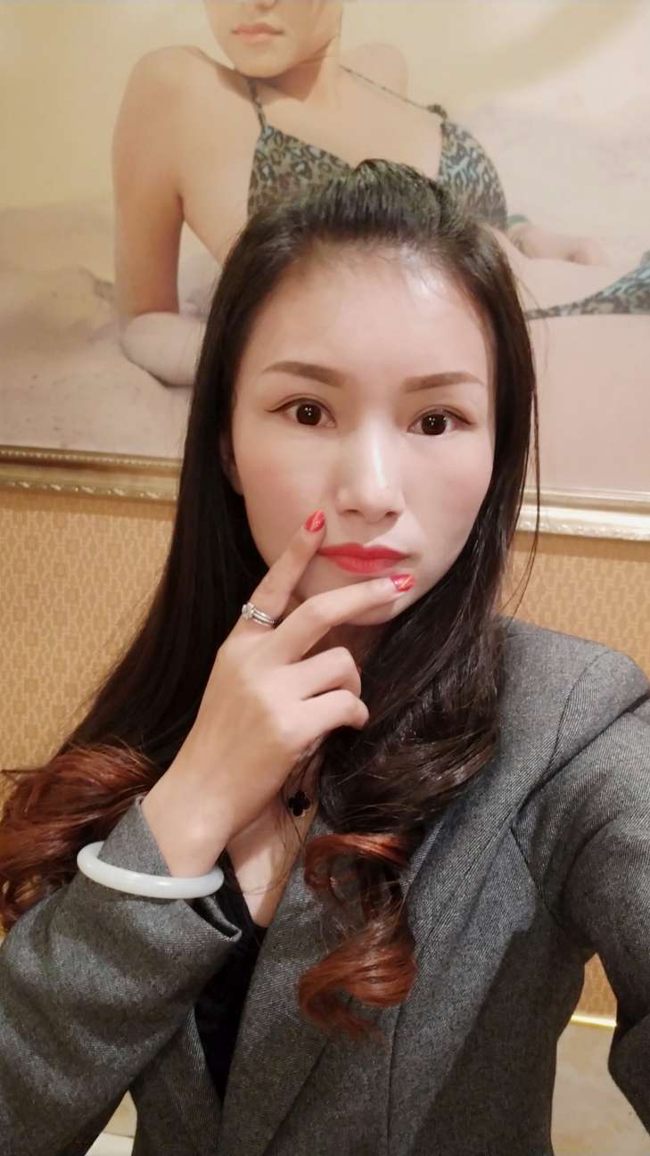 简单笑香菇040岁女156cm高中及以下最近一次登录:04-08 23:0180后现居