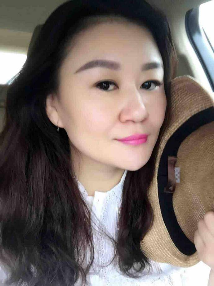 45岁离异女征婚照片(id:557892)_上海征婚交友_我主良缘网