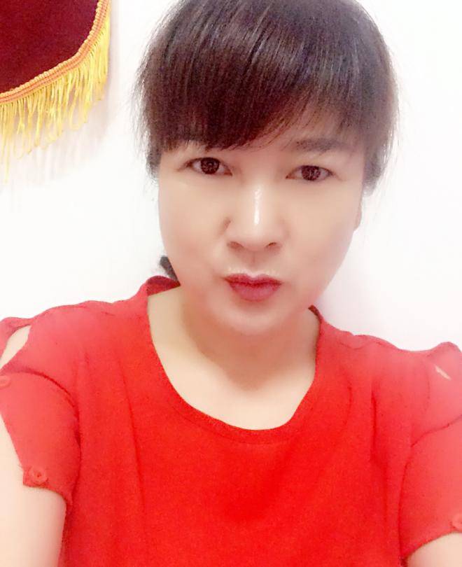 70岁离异女征婚照片(id:572329)_湖南长沙征婚交友_我主良缘网