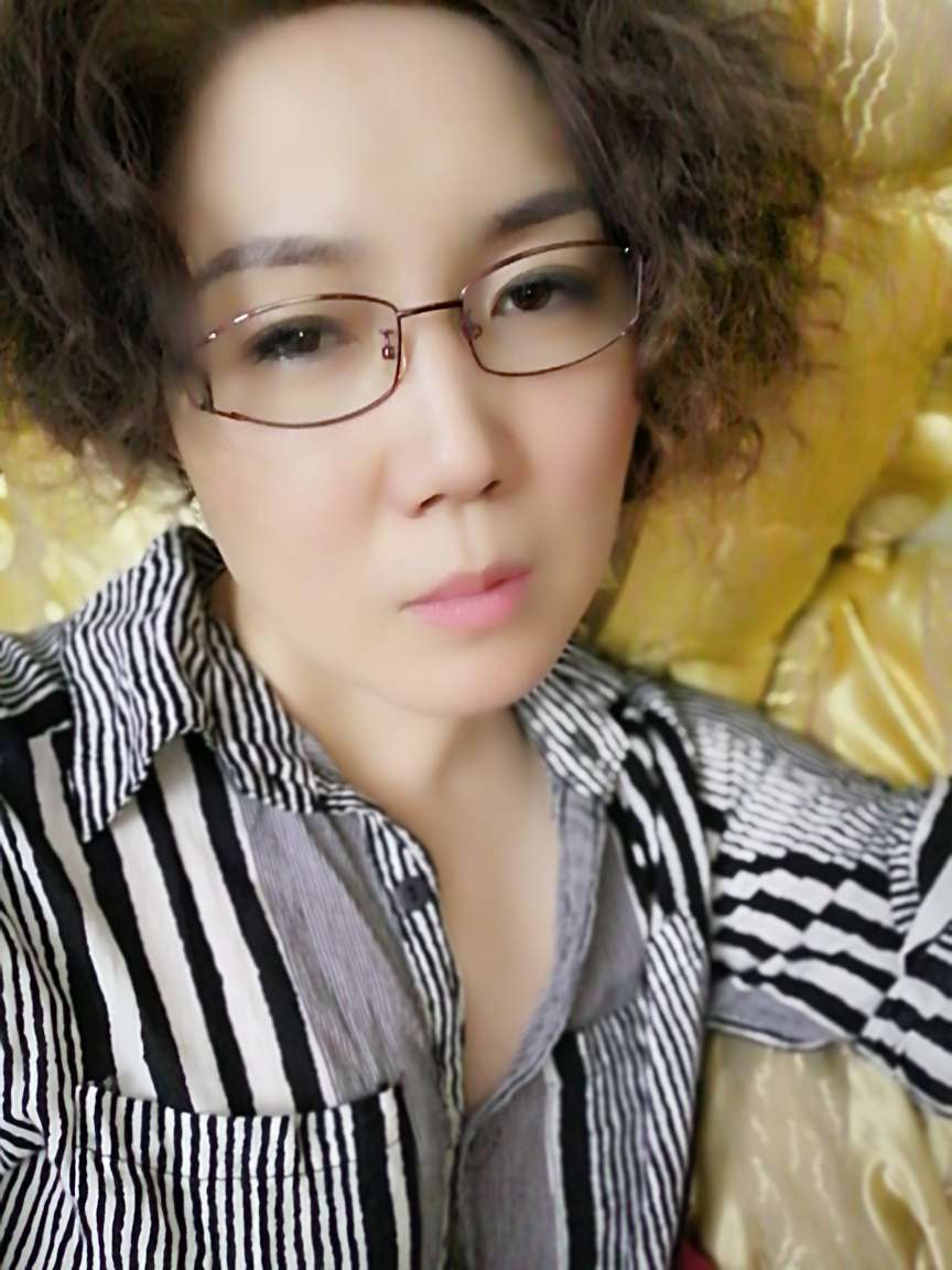 53岁离异女征婚照片(id:2551179)_重庆重庆征婚交友_我主良缘网