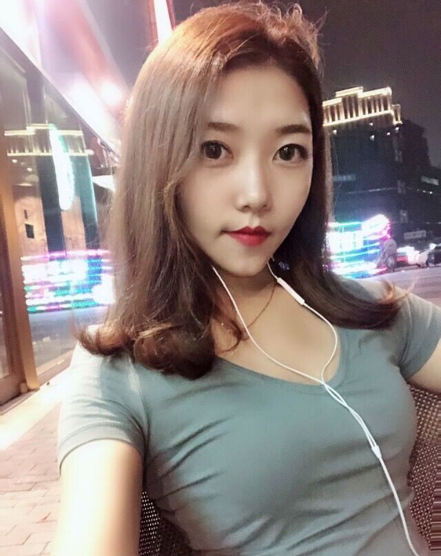 32岁离异女征婚照片(id:2270352)