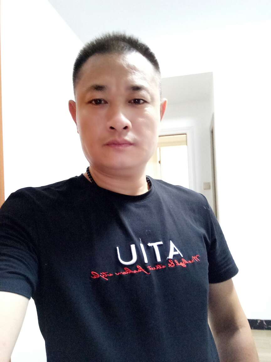 49岁离异男征婚照片(id:2309973)_广东广州征婚交友_我主良缘网