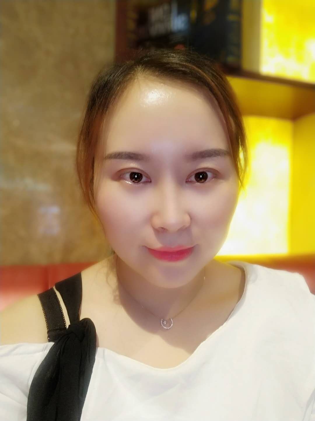 33岁离异女征婚照片(id:2246881)_湖北武汉征婚交友_我主良缘网