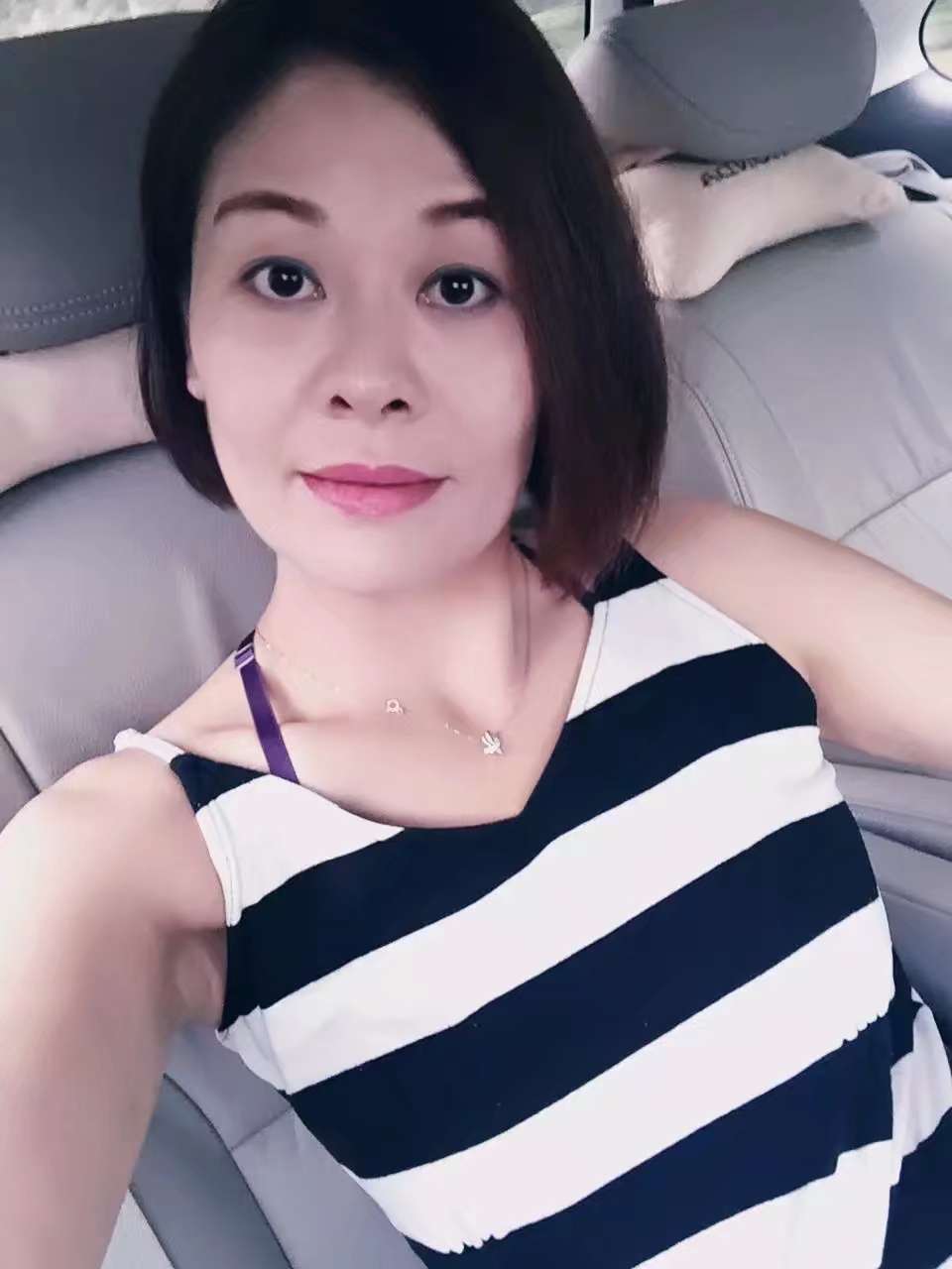 48岁离异女征婚照片(id:2816804)_广东深圳征婚交友_我主良缘网
