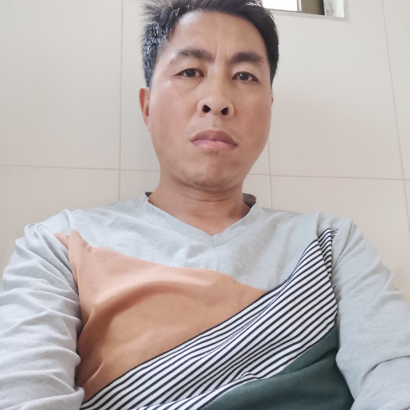 45岁离异男征婚照片(id:1443720)_广东广州征婚交友_我主良缘网